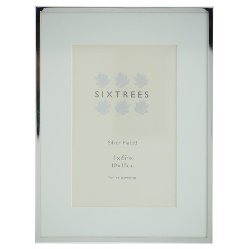 Sixtrees Park Lane Silver Plated Photo Frame with Soft White Mount on a white background