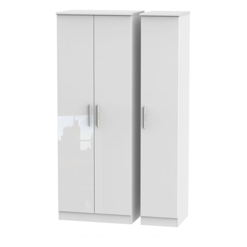 Kingsley Tall Triple Plain Wardrobe image of the wardrobe on a white background
