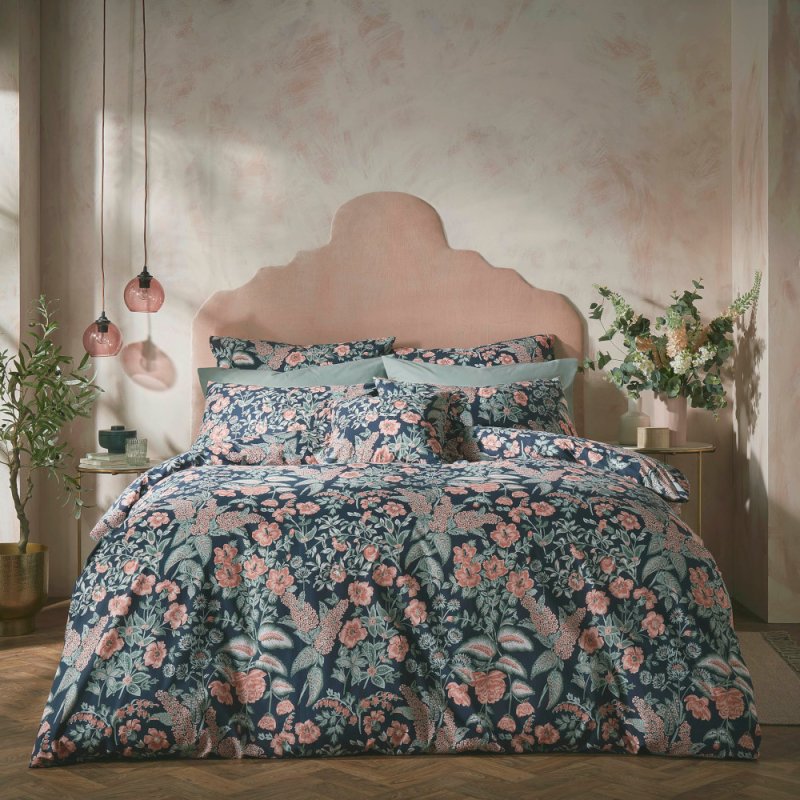 Amanda Holden Cotswold Floral Navy Duvet Cover Set