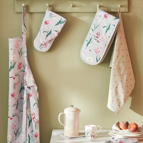 Sophie Allport Tulips