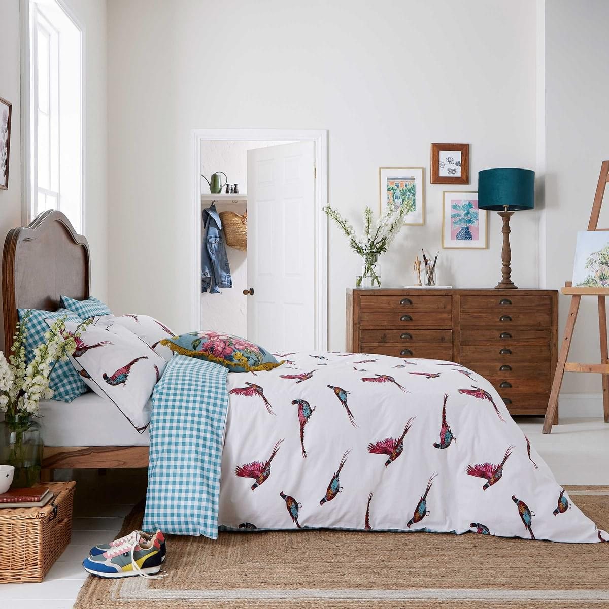Feathered deals friends duvet