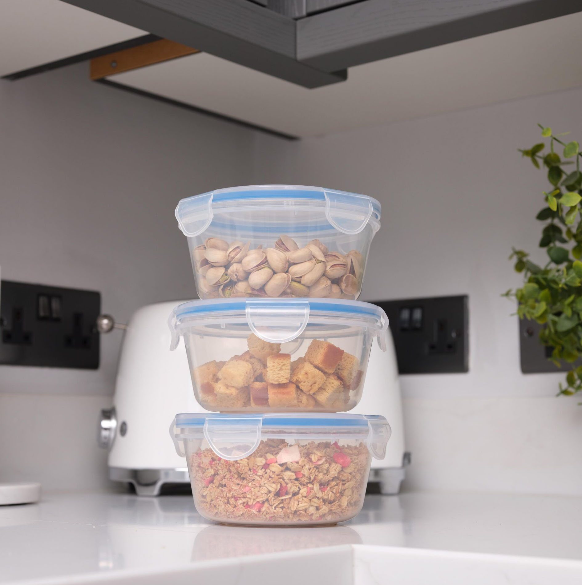 Addis | Clip Tight 700ml Round 3 Pack Container Set | Aldiss