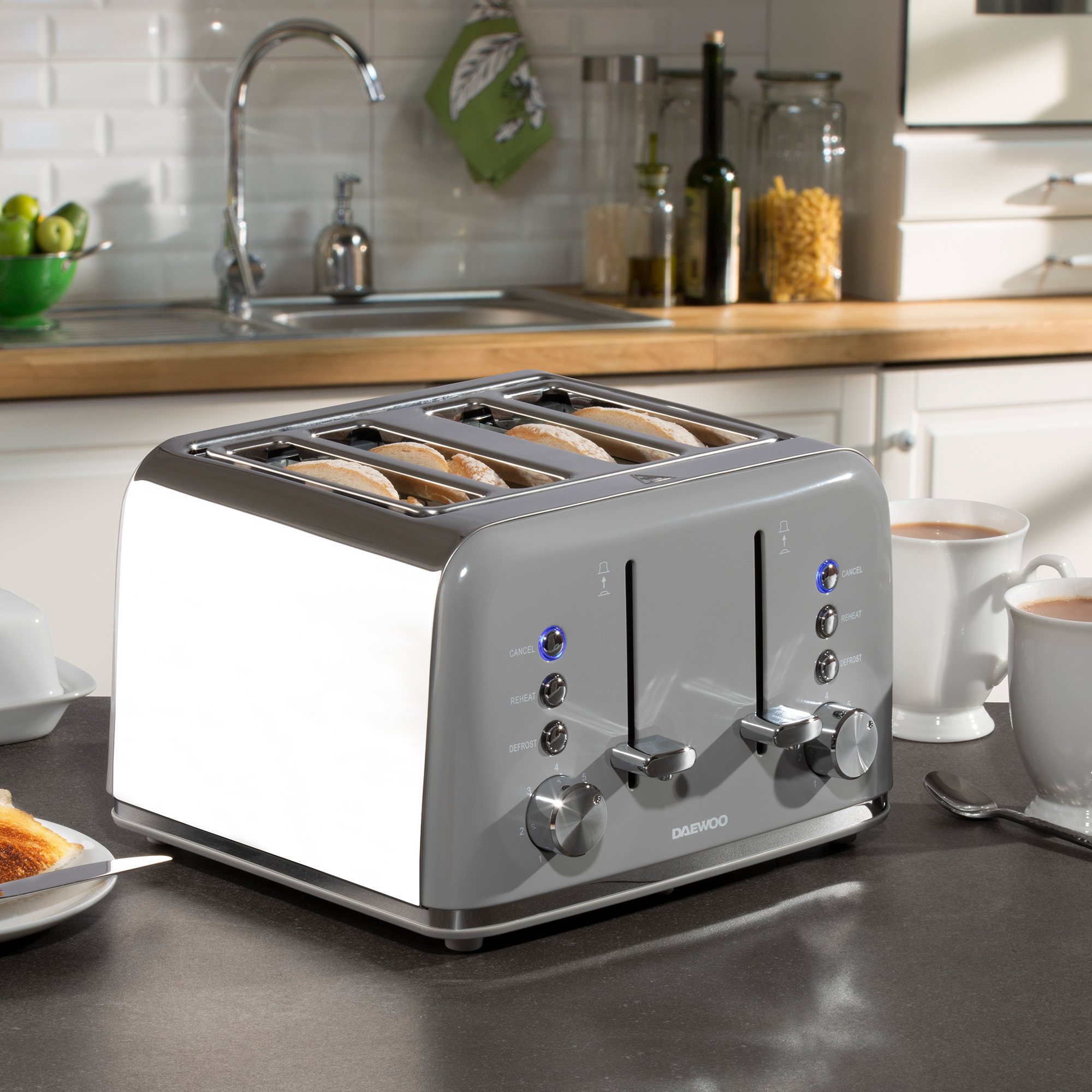 Daewoo | Kensington Grey 4 Slice Toaster | Aldiss of Norfolk