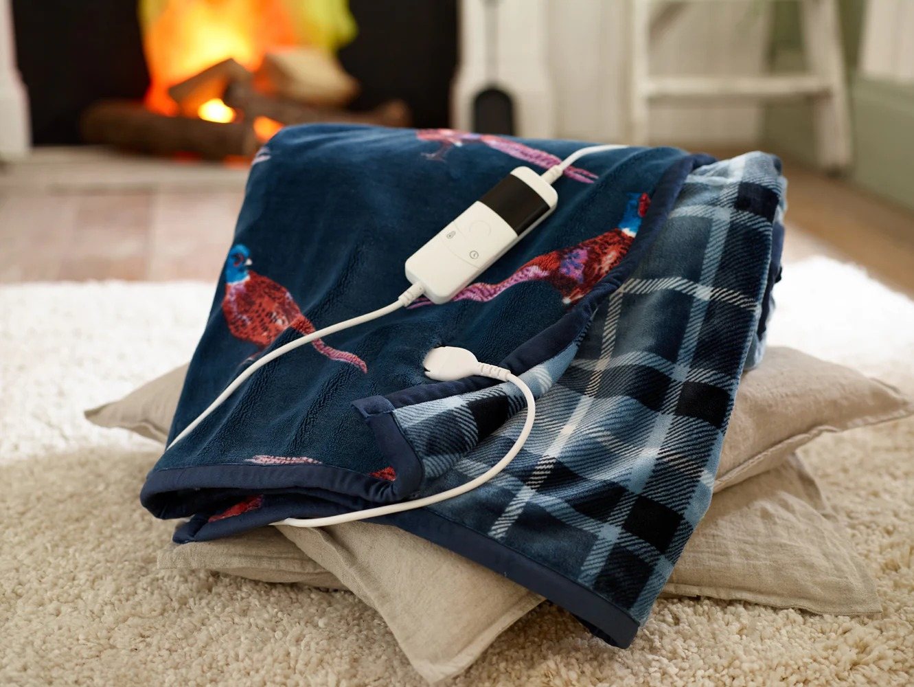The Lyndon Company Pheasant Heated Throw | Aldiss of Norfolk