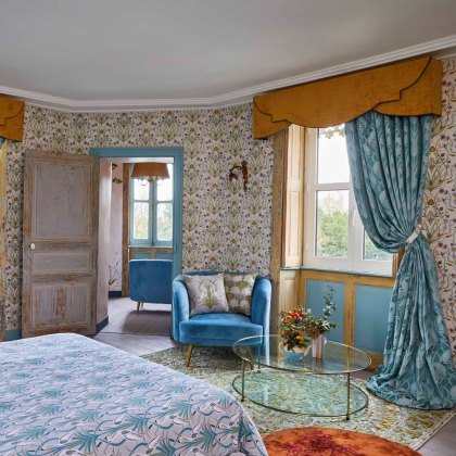 The Chateau Potagerie Cream Wallpaper