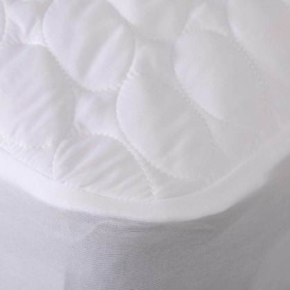 The Fine Bedding Company Complete Comfort Mattress Protector