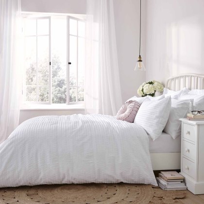 Laura Ashley Emma Seersucker Single Duvet Cover Set
