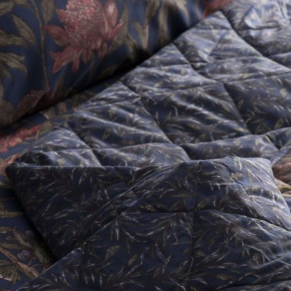 Wild Garden 260x260cm Bedspread