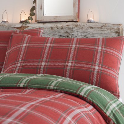 Appletree Aviemore Check Red Green Duvet Cover Set