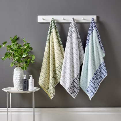 Christy Midori Green Towels