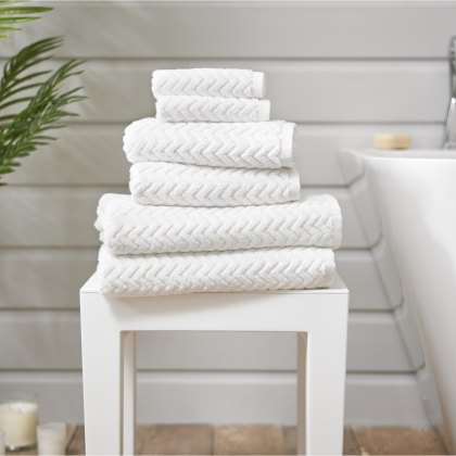 Deyongs Zulu Towels White