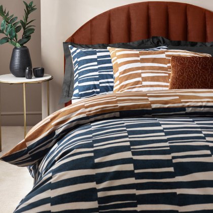 Hoem Piper Bronze Abstract Cotton Rich Reversible Duvet Cover Set