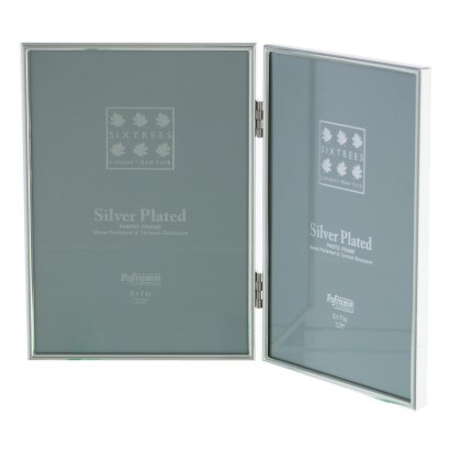 Sixtrees Cambridge Silver Plated 2.5" x 3.5 Folding Photo Frame for Two Pictures Sixtrees Cambridge Silver Plated 2.5" x 3.5 Folding Photo Frame for Two Pictures