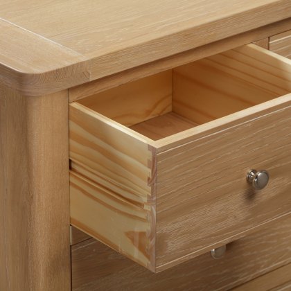 Silverdale Oak 3 Over 4 Chest of Drawers