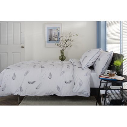 The Lyndon Company Swirl of Feathers Duvet Cover Set