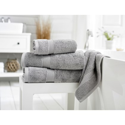 Lyndon Co Sanctuary Grey Towels