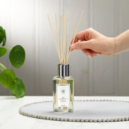 Ashleigh & Burwood Cashmere Blankets 150ml Reed Diffuser