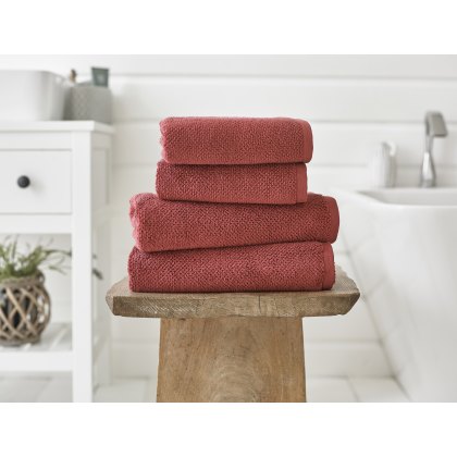 Deyongs Romeo Raspberry Quik Dri Towels