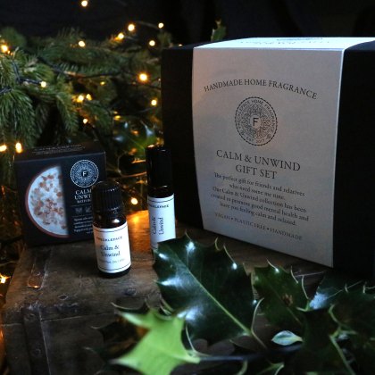 Freckleface Calm and Unwind Wellbeing Gift Set Freckleface Calm and Unwind Wellbeing Gift Set