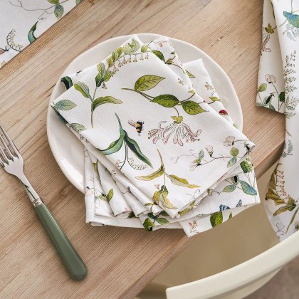 Sophie Allport Wild Floral Set of 4 Napkins Sophie Allport Wild Floral Set of 4 Napkins