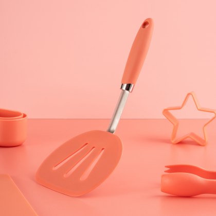 Fusion Twist Coral Wide Turner Fusion Twist Coral Wide Turner