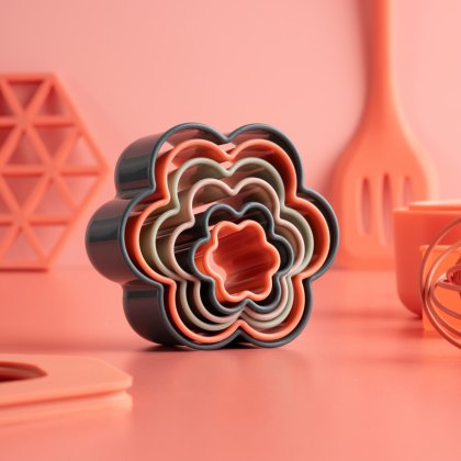 Fusion Twist Flower Cookie Cutters Fusion Twist Flower Cookie Cutters