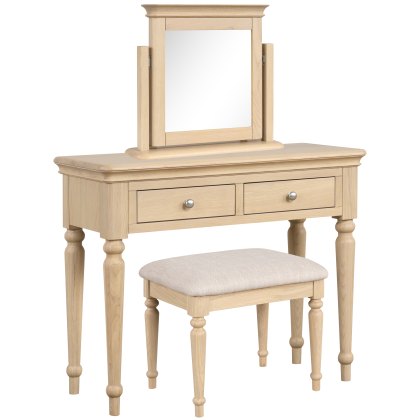Broadway Stool in Oak