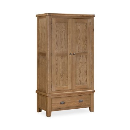 Manor Oak Bedroom