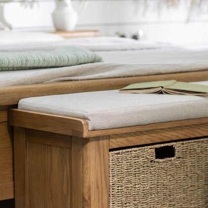 Manor Oak Hall Bench