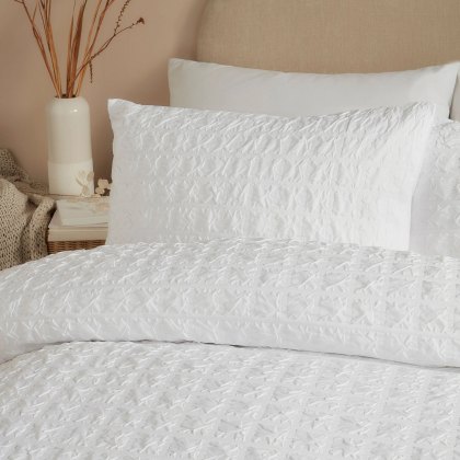 Serene White Embossed Grid Duvet Set