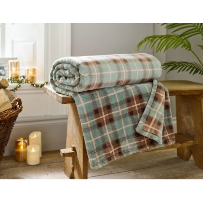 The Lyndon Company Coco Velvet Touch Throw Highland Fell