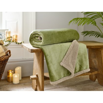 Deyongs Hazelwood Sherpa Throw Sage