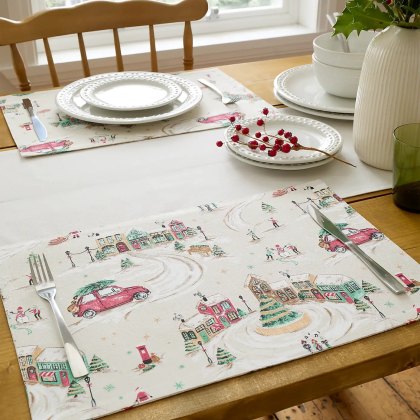 Catherine Lansfield Set of 4 Christmas Town Placemats