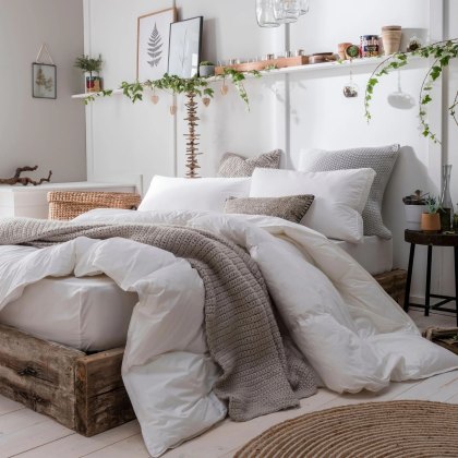 The Fine Bedding Company Vegan Smartdown Cotton 10.5 Tog Duvet The Fine Bedding Company Vegan Smartdown Cotton 10.5 Tog Duvet