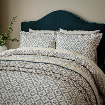 V&A Ribbon Lattice Duvet Cover Set V&A Ribbon Lattice Duvet Cover Set