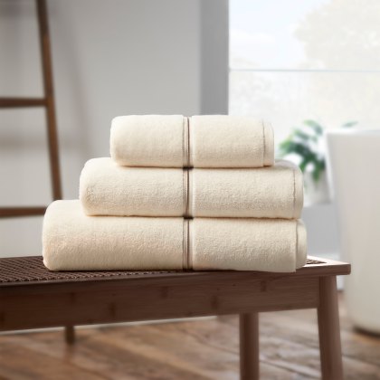 Bianca Satin Stitch Zero Twist Cream Towels