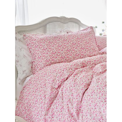 Shabby Chic Vintage Ditsy Duvet Cover Set Shabby Chic Vintage Ditsy Duvet Cover Set