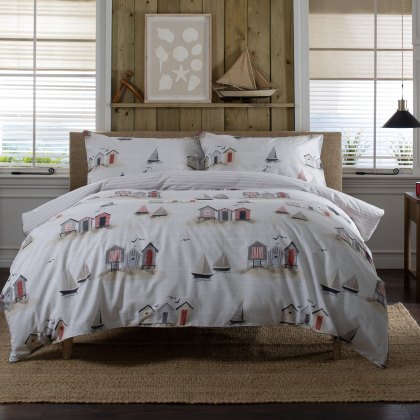 Lobster Creek Sheringham Beach Huts Duvet Cover Set Lobster Creek Sheringham Beach Huts Duvet Cover Set