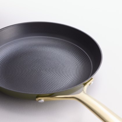 Stellar Cast Light 24cm Frying Pan Olive Stellar Cast Light 24cm Frying Pan Olive