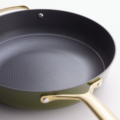 Stellar Cast Light 28cm Saute Pan Olive Stellar Cast Light 28cm Saute Pan Olive
