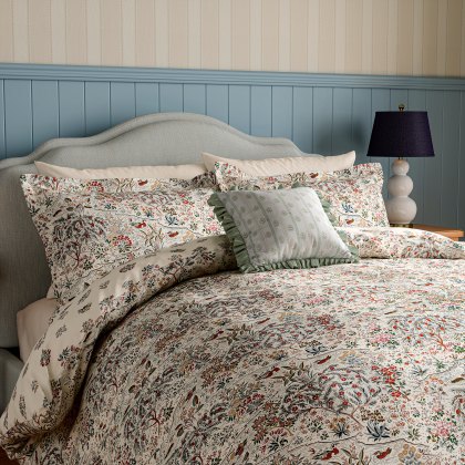 Sanderson X National Trust Moat Birds Duvet Set