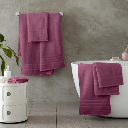 Catherine Lansfield Zero Twist Towels Raspberry Catherine Lansfield Zero Twist Towels Raspberry