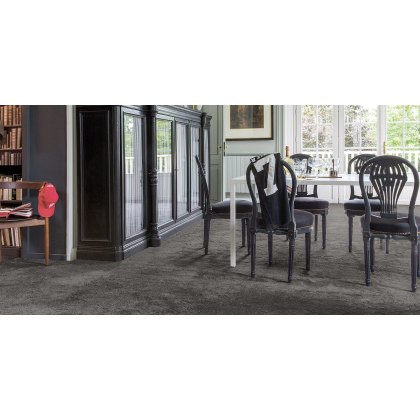 Invictus Magnificus Carpet in Pewter Invictus Magnificus Carpet in Pewter