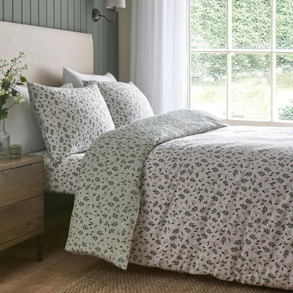 D&D Falling Leaf Duvet Cover Set D&D Falling Leaf Duvet Cover Set