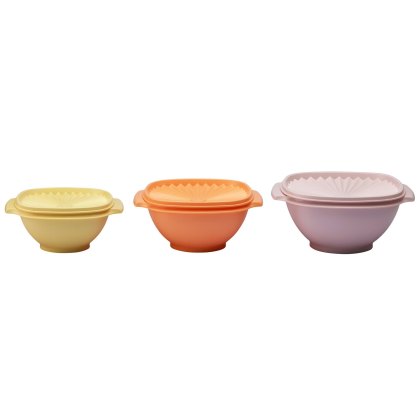 Tupperware Small Bowl Set of 3 Tupperware Small Bowl Set of 3