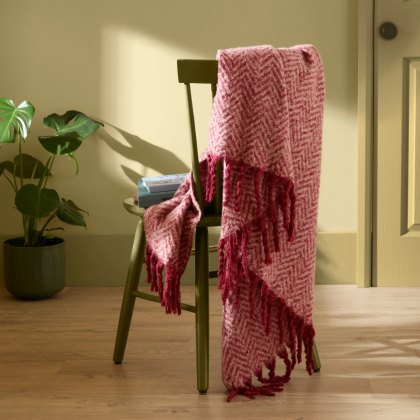 Furn Tweedie Throw Pink & Burgundy
