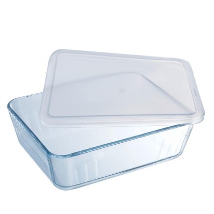 Pyrex 2.6L Rectangle Dish with Plastic Lid Pyrex 2.6L Rectangle Dish with Plastic Lid