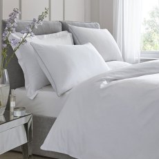 Appletree Plain Dyed White Duvet Cover Set Appletree Plain Dyed White Duvet Cover Set
