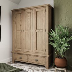 Heritage 3 Door Wardrobe