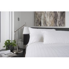 The Lyndon Company Stamford Seersucker Duvet Cover Set